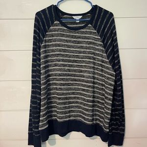 BNWOT plus size sweater size XXXL-22